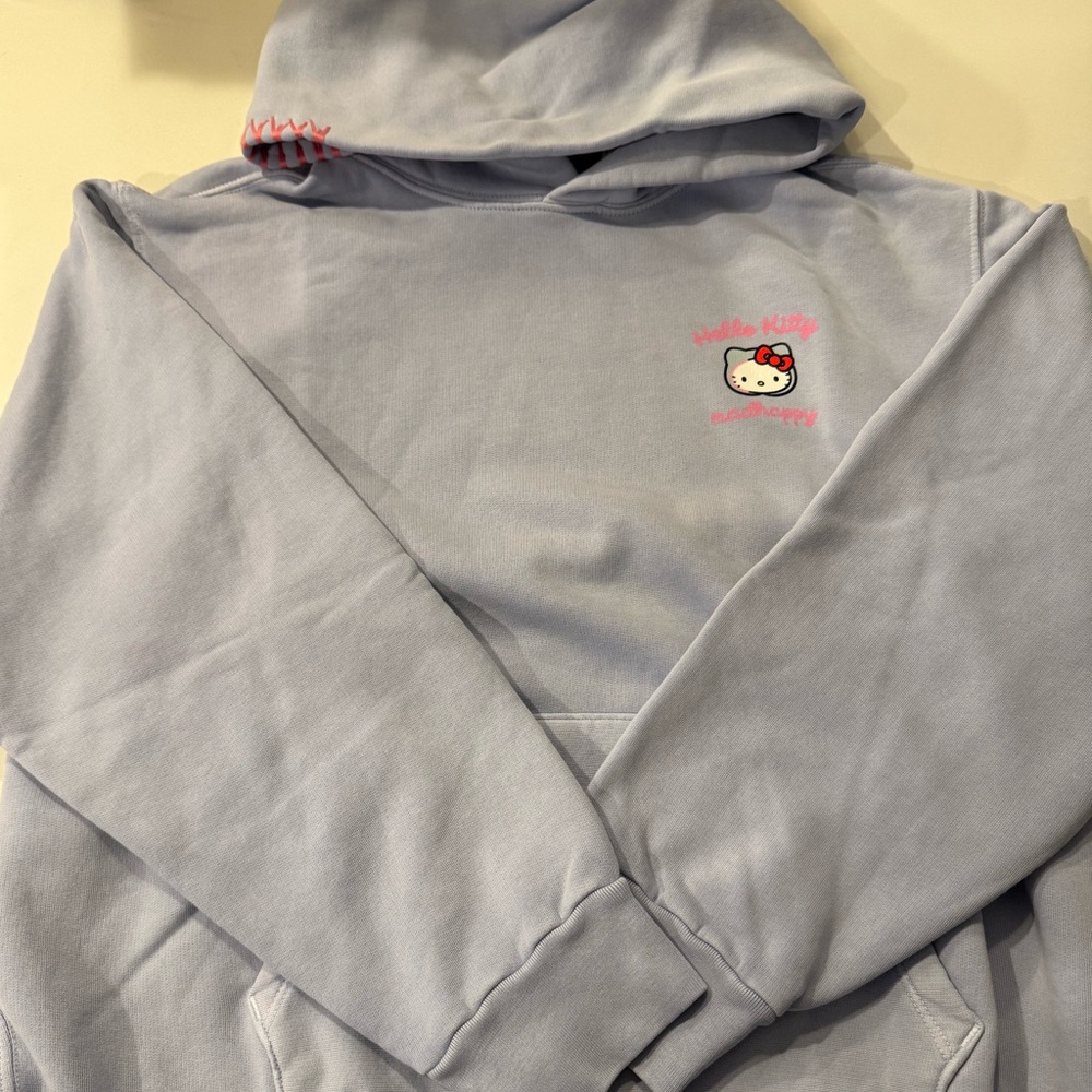 Madhappy Brand New Hello Kitty Hoodie
Size: L